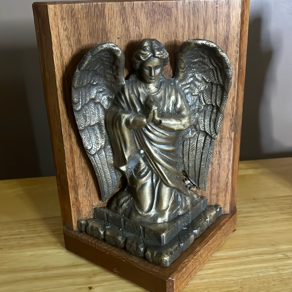 😀Metal angel praying freestanding or hanging